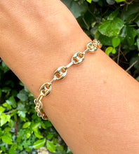 Load image into Gallery viewer, 18k Mariner Chain Link Bracelet
