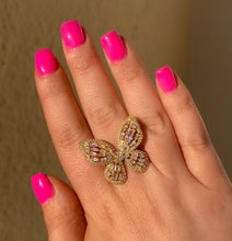 Load image into Gallery viewer, Butterfly Baby Diamond Ring in Gold
