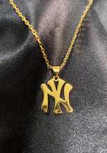 Load image into Gallery viewer, 24k NY Necklace in Gold
