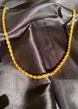 Load image into Gallery viewer, 18k Rope Chain Necklace
