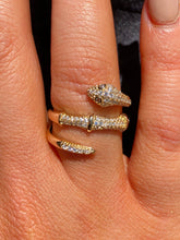 Load image into Gallery viewer, 18k Snake Ring
