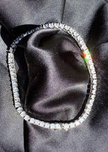 Load image into Gallery viewer, Beverly Thrills Anklet
